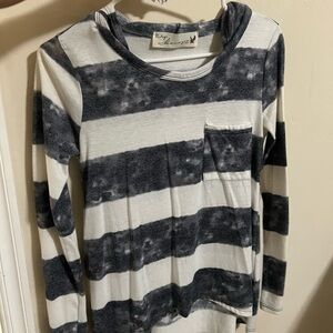 Vintage Havana Black and White Long Sleeve Tee